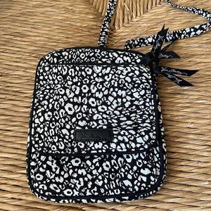 Vera Bradley Mini Hipster in Camocat